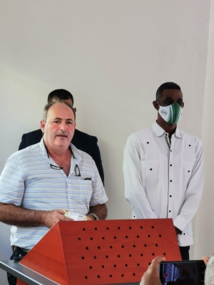 El ministro de Agricultura juramenta al director pecuario norcentral de La Vega